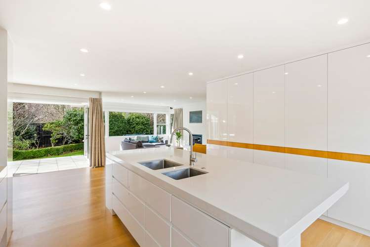 281 Fergusson Drive_0