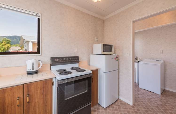 2/14 Black Street Stoke_17