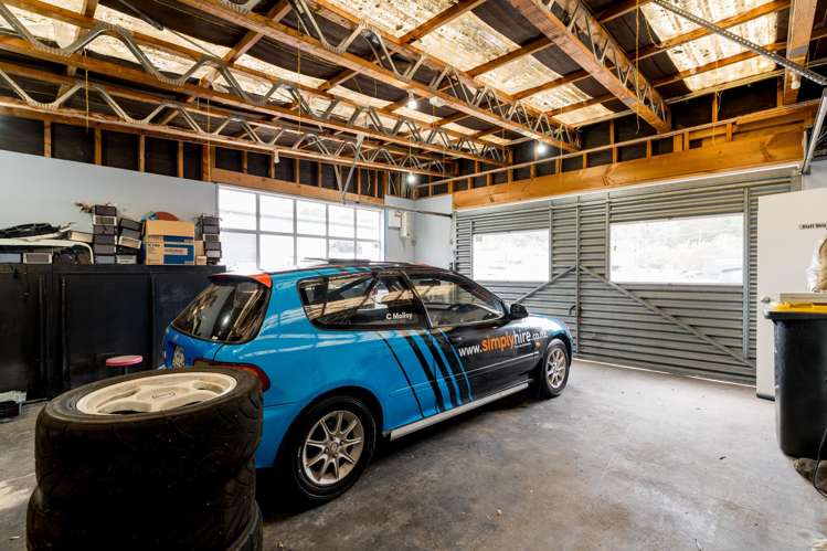 300 Kaikorai Valley Road Bradford_7