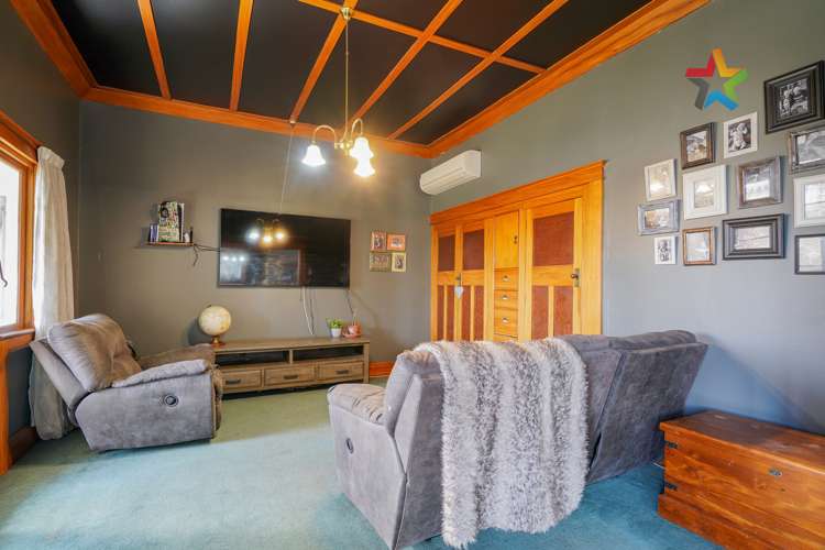 1 Home Street Manapouri_8