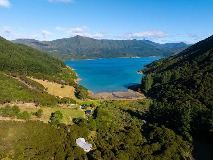 958 Bill Bryants Road Marlborough Sounds_4