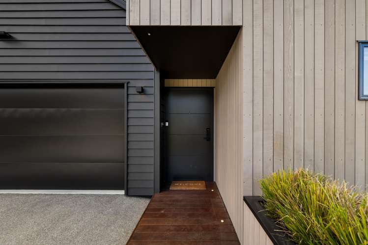 12 Pounamu Avenue Wanaka_1