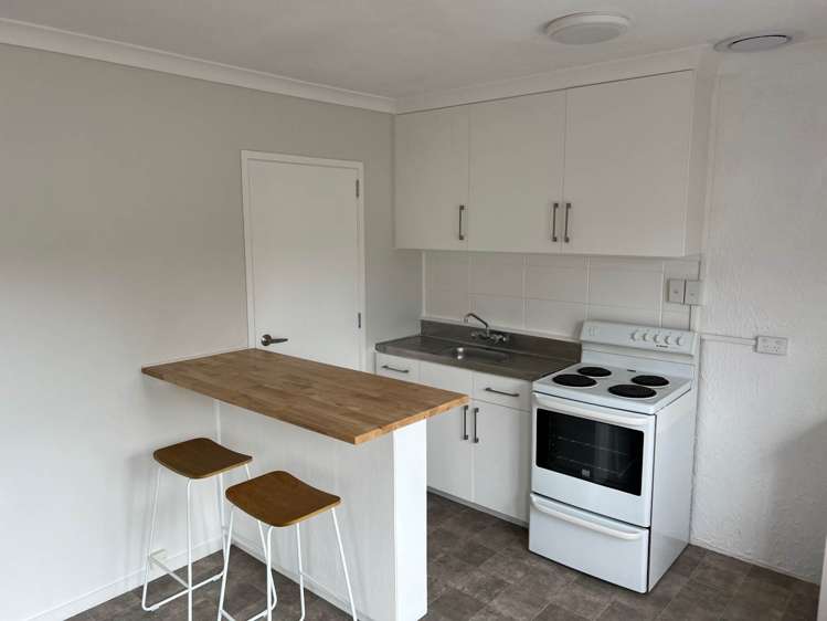 9/6 Sherbourne Road Mt Eden_1