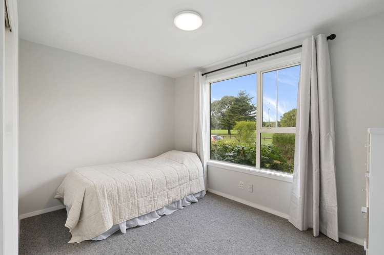 36 Oakley Crescent Hornby_6