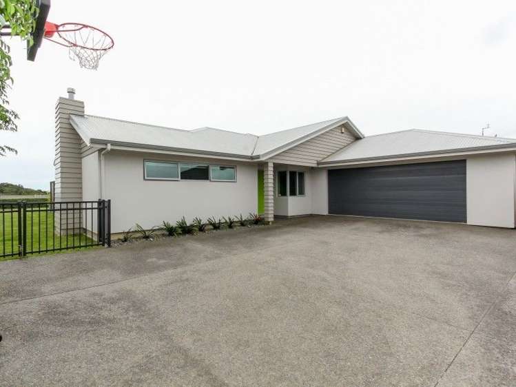 9b Manukaka Heights Hurdon_28