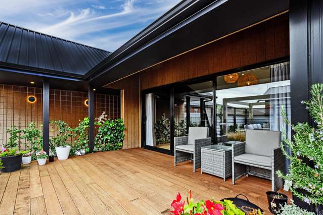 Low maintenance modern retreat