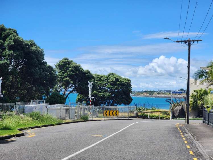 13B Bulkeley Terrace Marsland Hill_16