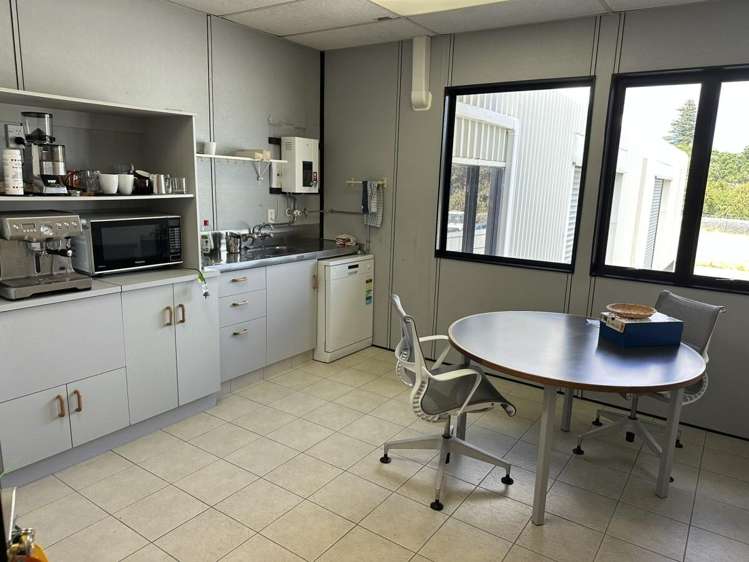 19 Constance Street Waiwhakaiho_25