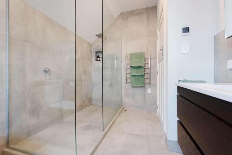 7 Lancaster Street Karori_29