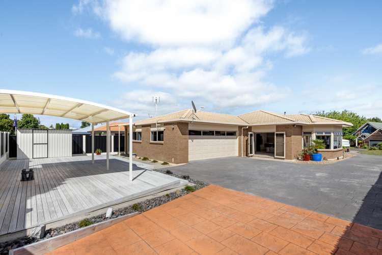 31 Church Road Pukete_16