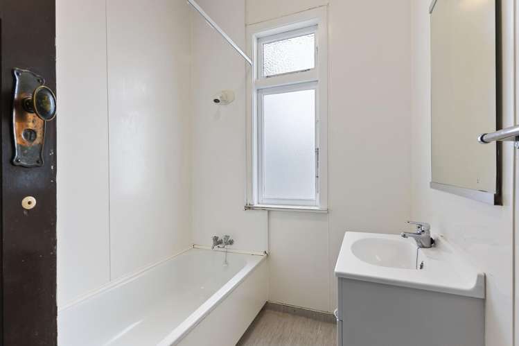 301 Mount Albert Road Sandringham_13