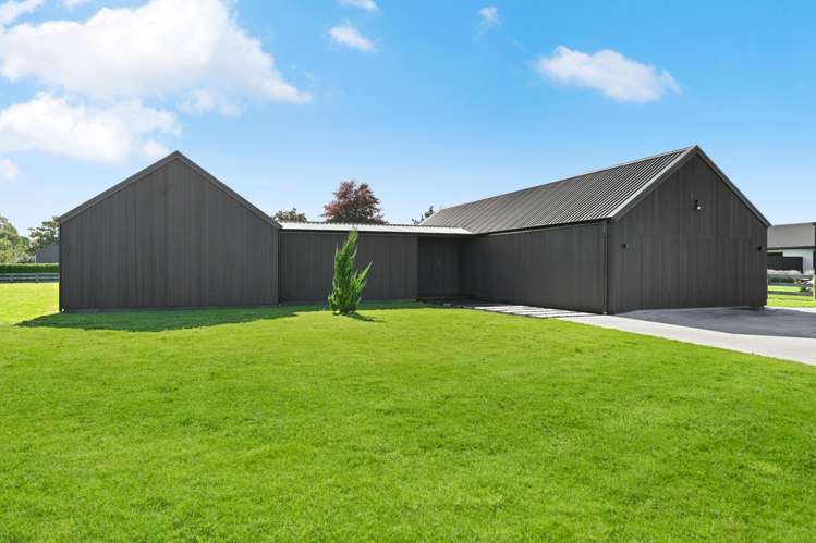 15 Redwood Lane Pirongia_32