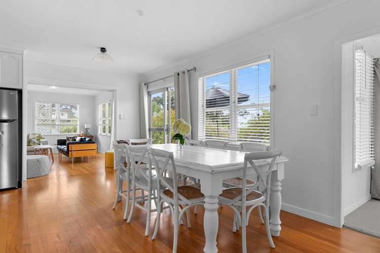 689 Cove Road Waipu_21