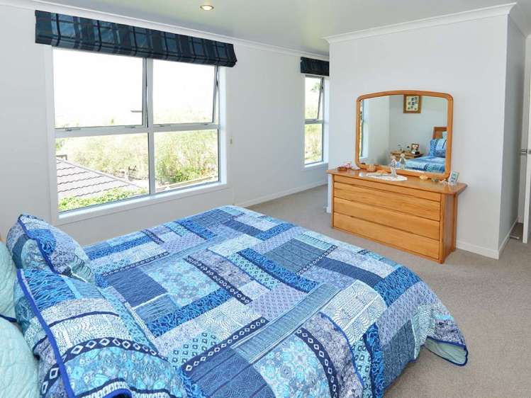 38 Manhattan Rise Orewa_12