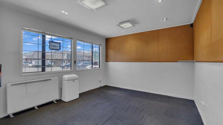 5 and 7 Elmdale Lane Phillipstown_4