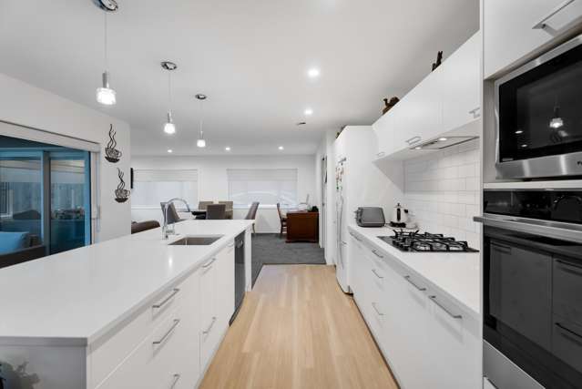 92 Smart Road Glen Avon_1