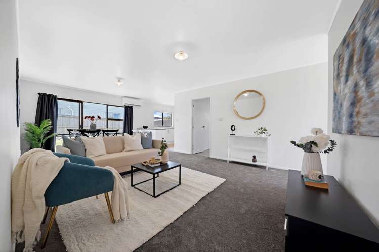 2/38 Myers Road Manurewa East_1