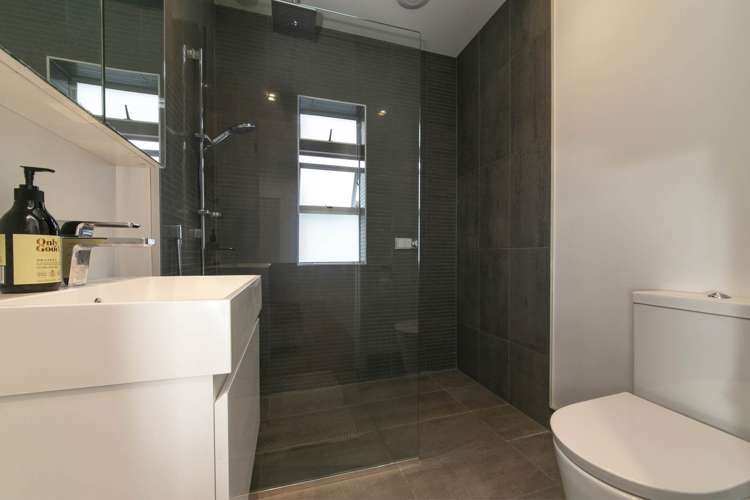 4/87 Nikau Street New Lynn_16