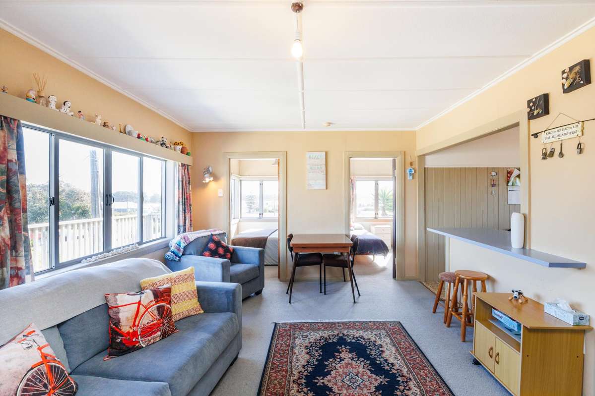 51 Pratt Avenue_1