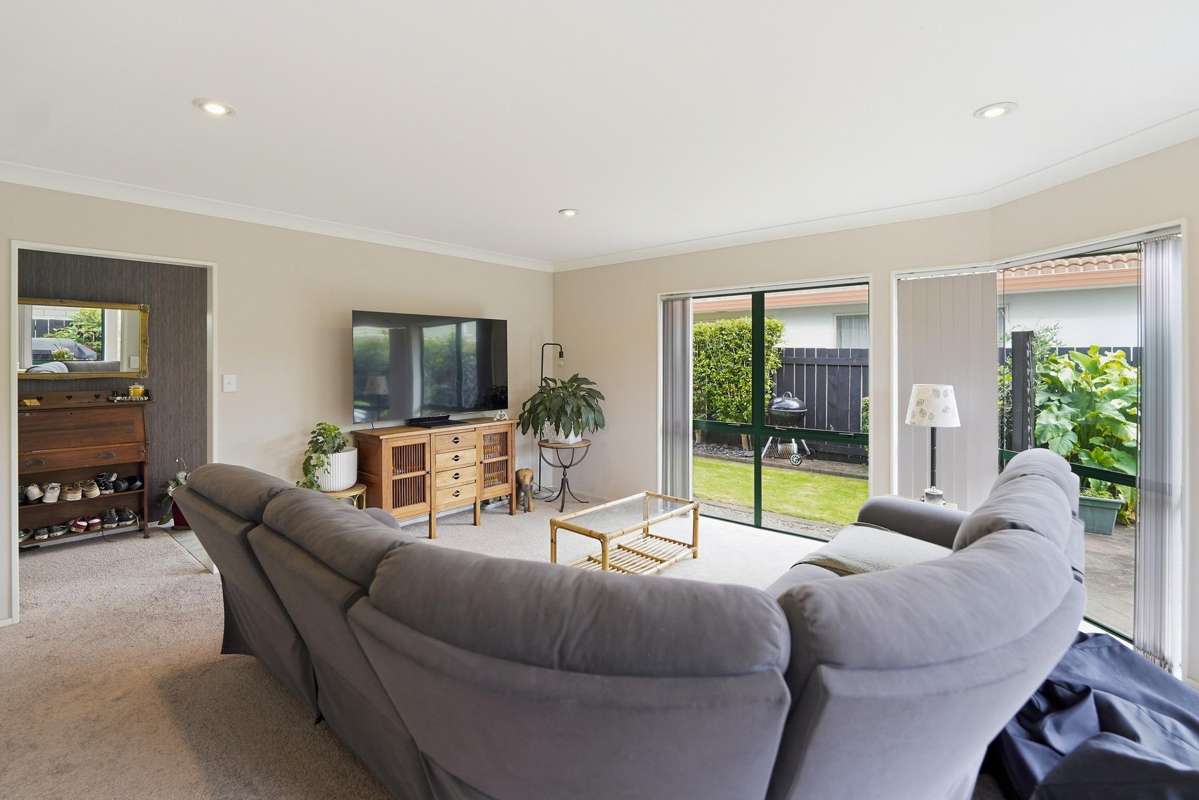 28b Laburnum Glen_3