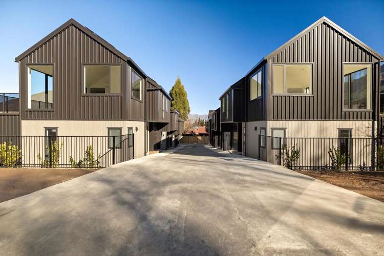 6 Sterling Lane Queenstown_21