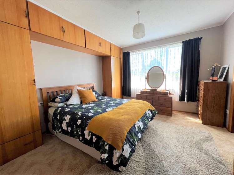 402 Main South Road Paroa_10