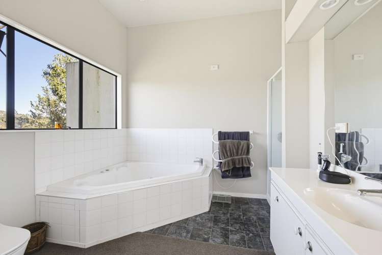 10 Ashfield Grove Churton Park_19