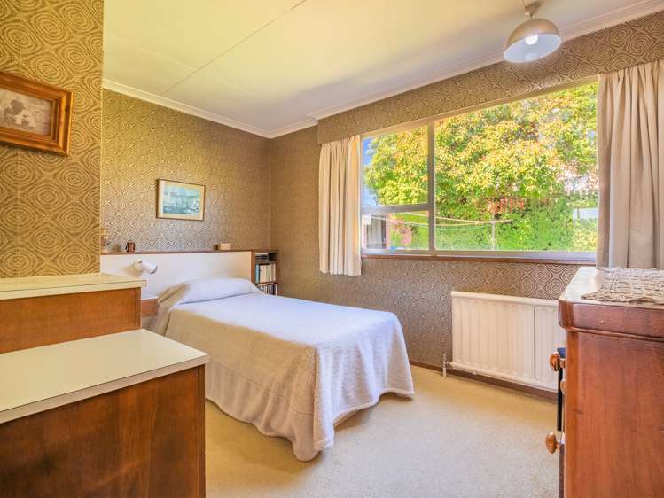 12 Riselaw Road Calton Hill_20