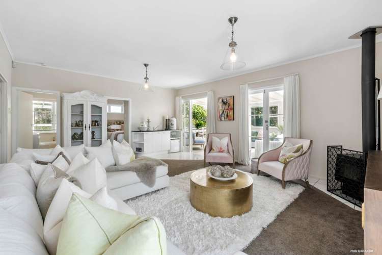 18 Glenfern Road Mellons Bay_5