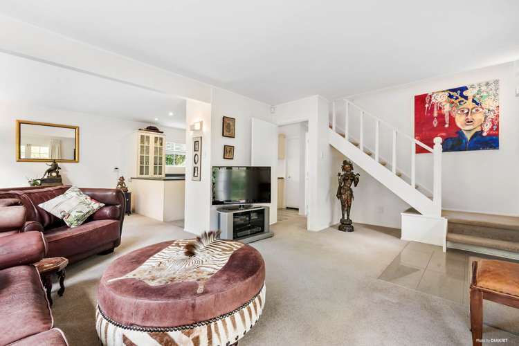 2/20 Hythe Terrace Mairangi Bay_6