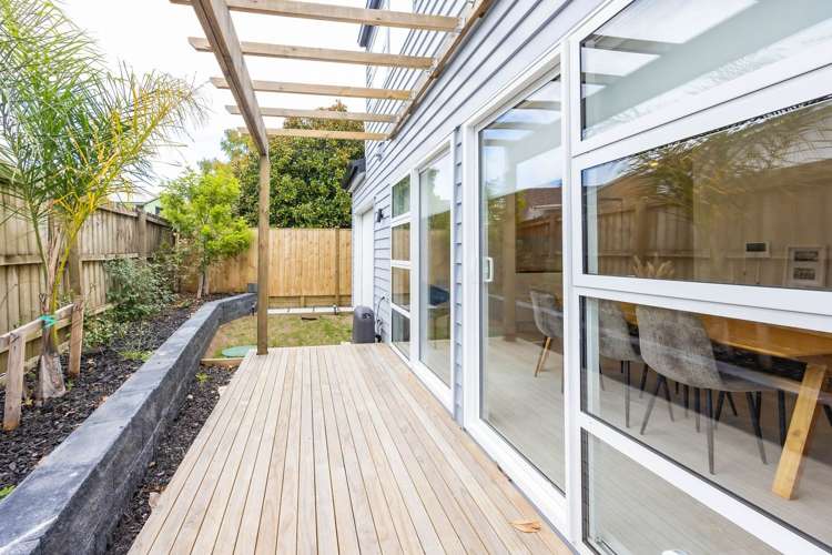 34 Hellyers Street Birkdale_24