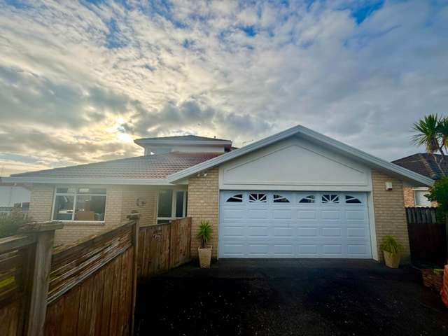 LARGE 4 BEDROOM FAMILY HOME