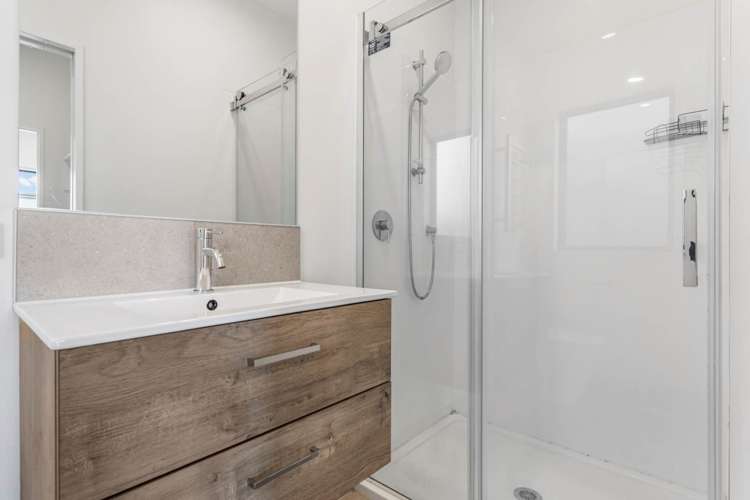 18 Puwha Street Massey_4