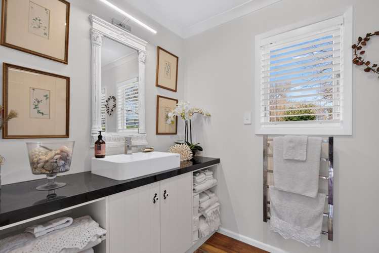 320 Clifton Road Te Awanga_11