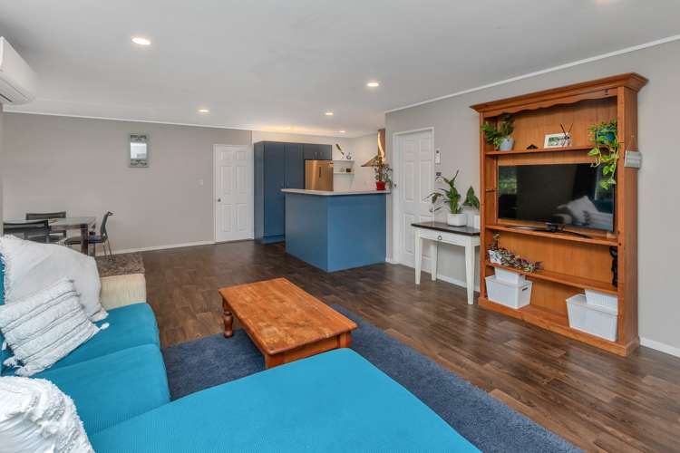 10 Howards Way Kamo_6