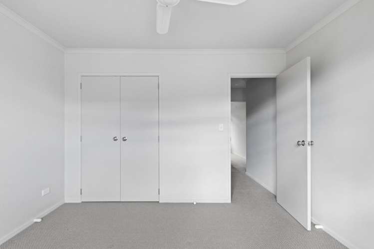 5 Holcroft Place 2750_16