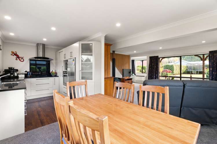 61 Holyhead Street Outram_6