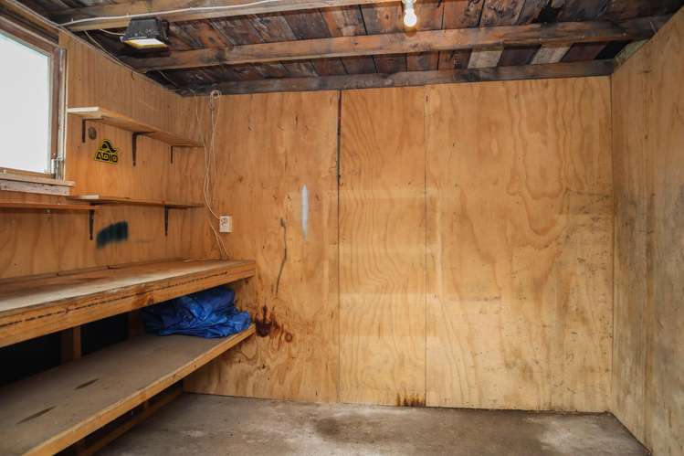 38 Firth Street Cobden_27