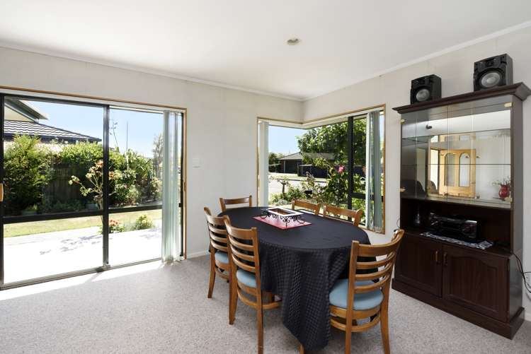 21 Malthouse Crescent Brightwater_10