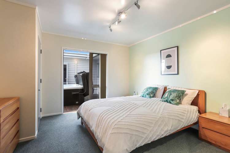 12 Raphael Place West Harbour_16