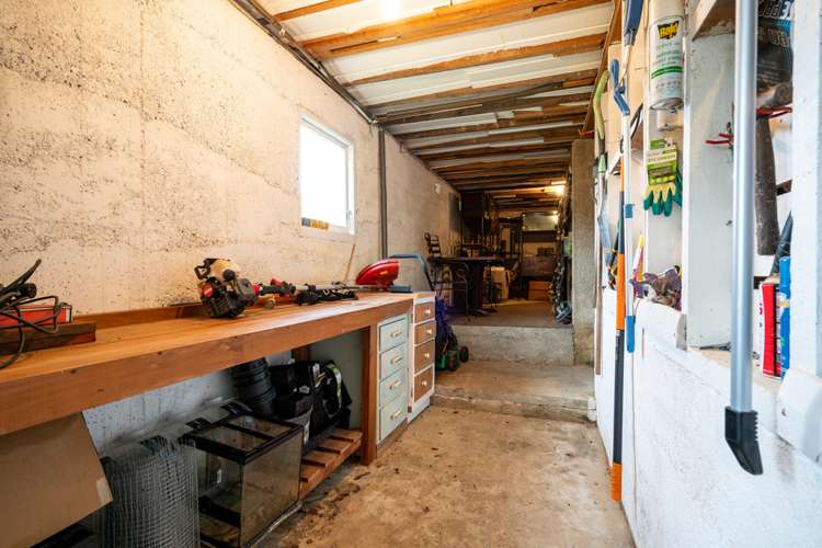 20 Tui Terrace Waipori Falls_15