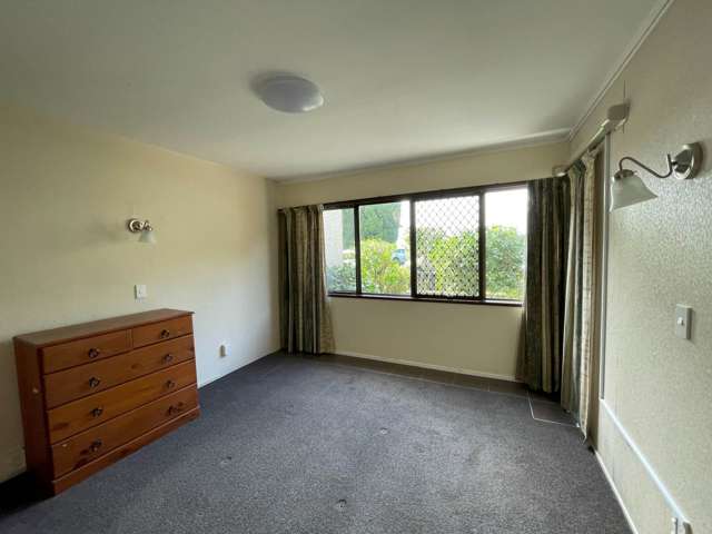 2/18 Cliff Road Tauranga Central_4