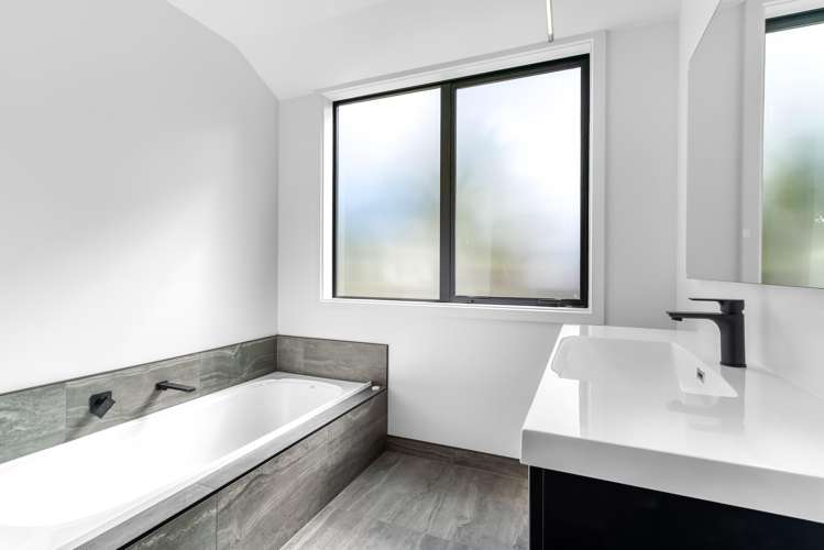 33 Home Street Winton_12