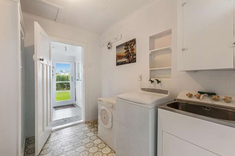 8 Argyle Street Waipu_18