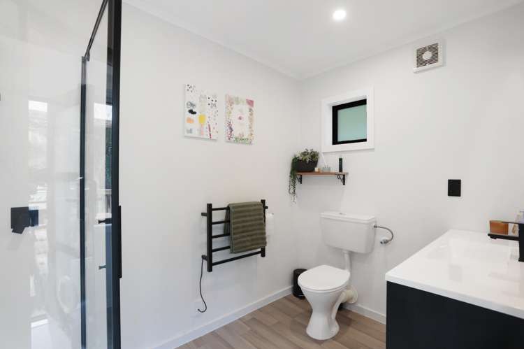 2D Foster Avenue Huia_10