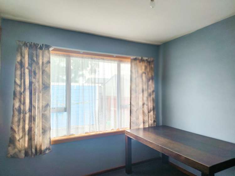 6 Ariel Place Aranui_10