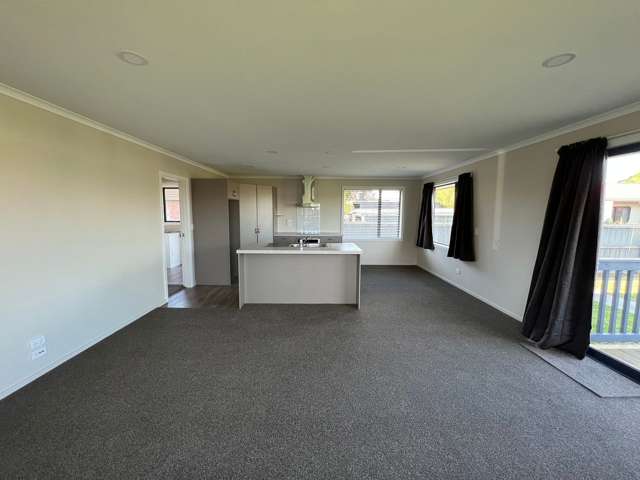 56 Marlow Road Aranui_3