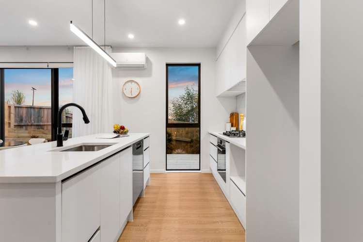 55 Puwha Street Massey_6