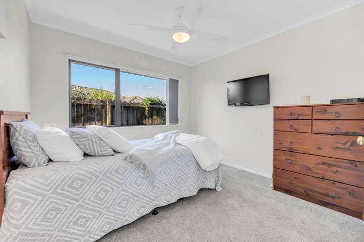 35 Stewart Gibson Place Manurewa_21