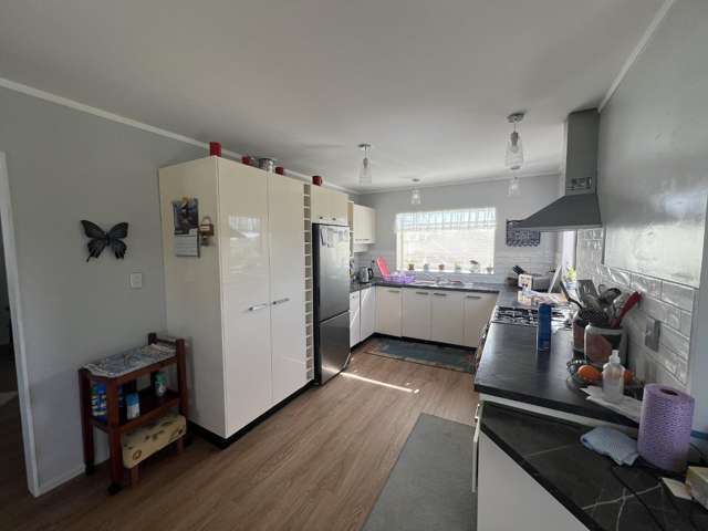 1361A Whangaparaoa Road Army Bay_2